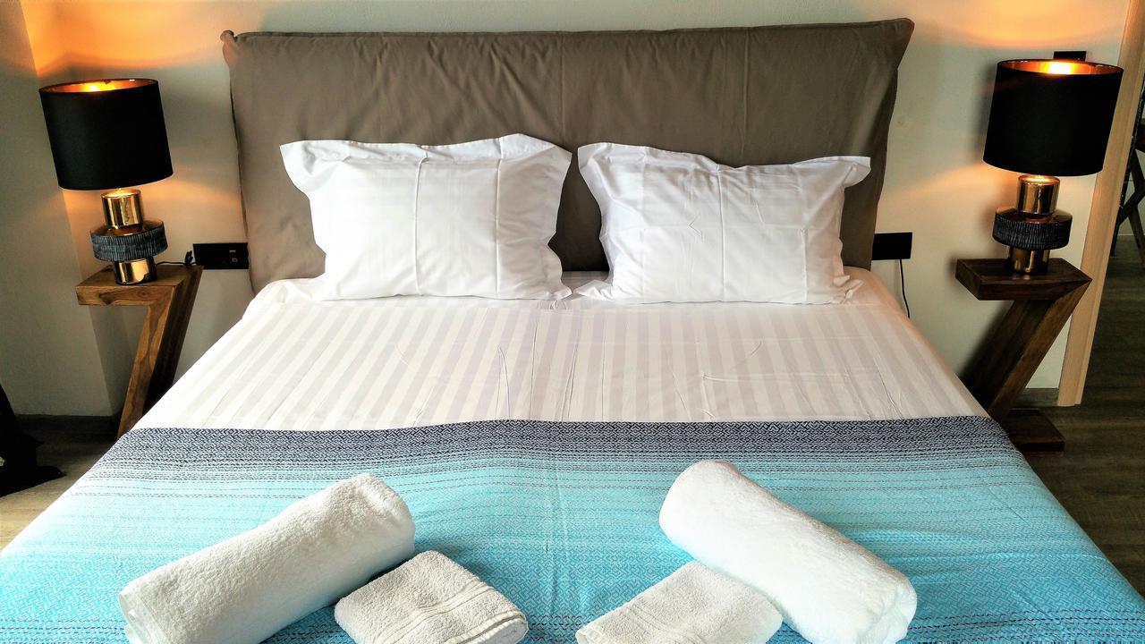 The Z Point Hotel Парга Екстериор снимка